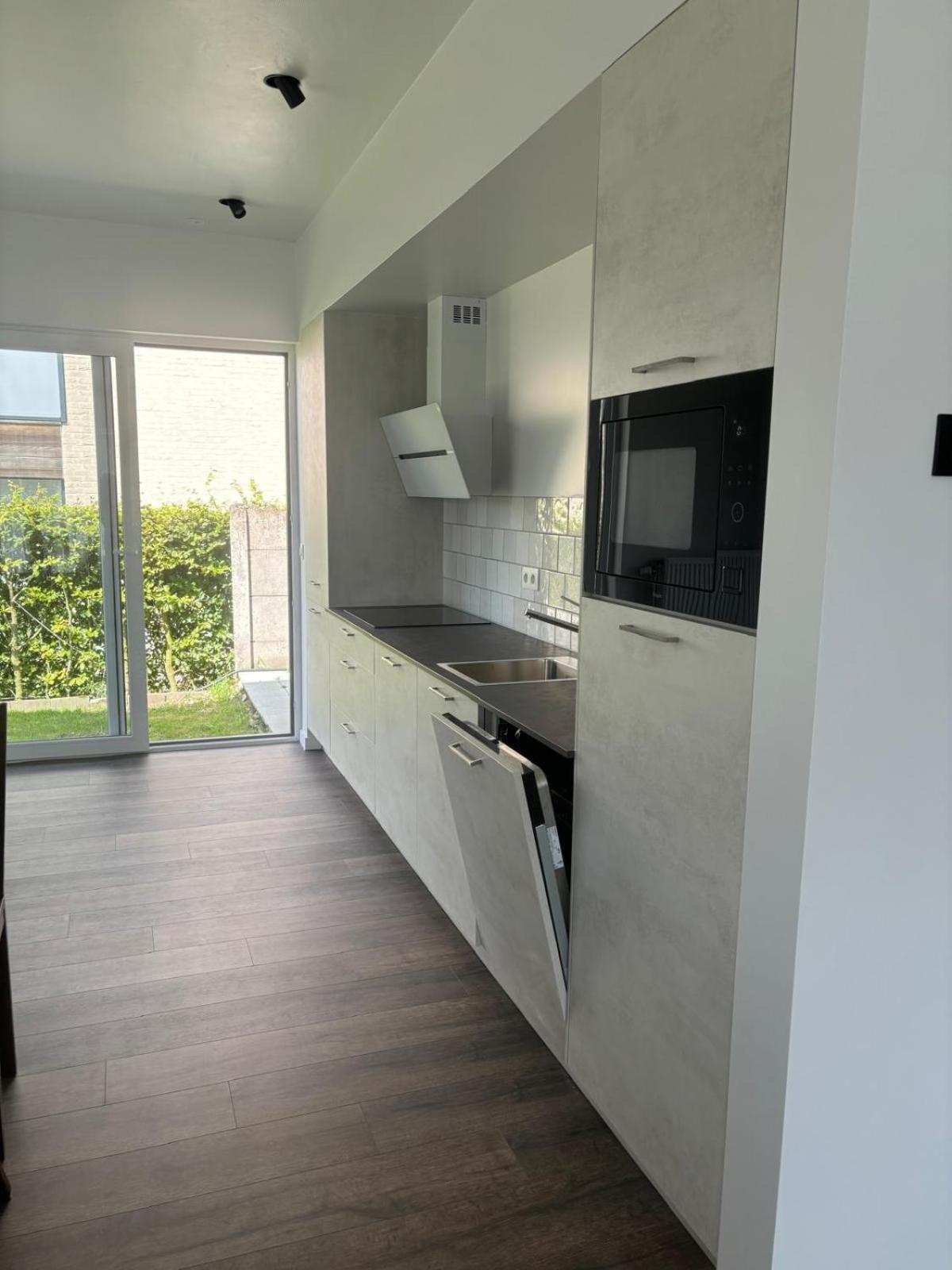 B&B Casa Roman & Vakantiewoning Voor 1 Pers Tot Max 32 Personen Zonhoven Esterno foto