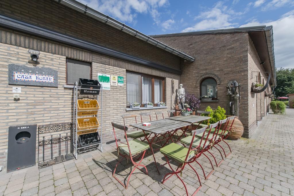 B&B Casa Roman & Vakantiewoning Voor 1 Pers Tot Max 32 Personen Zonhoven Esterno foto