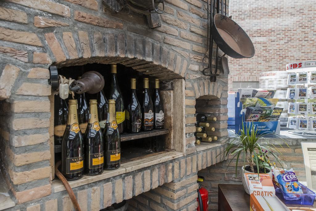 B&B Casa Roman & Vakantiewoning Voor 1 Pers Tot Max 32 Personen Zonhoven Esterno foto